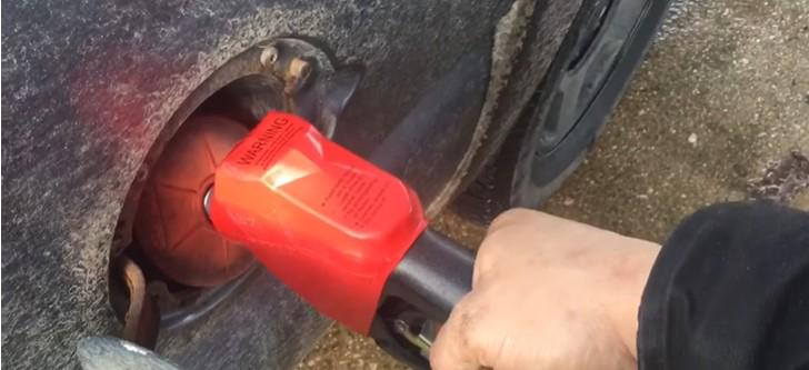 chevy truck gas tank not venting